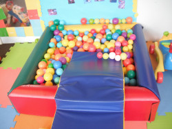 Ball pit